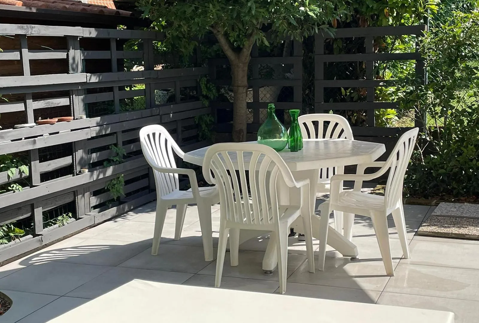 Casa Sivori Sul Lago Di Garda Con Ampio Giardino Desenzano del Garda 0*,  Italy